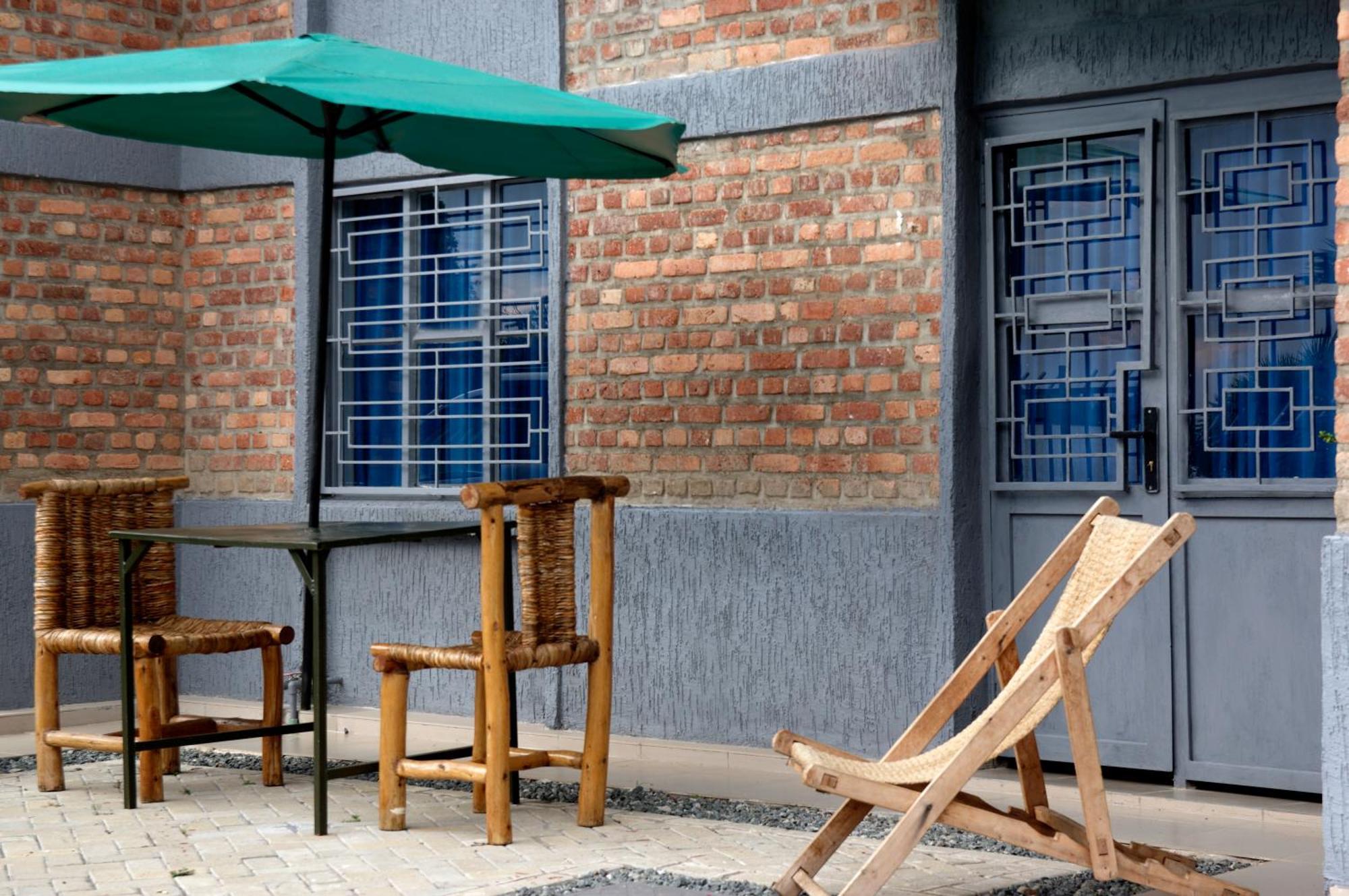 Spa Shallum Kibuye Buitenkant foto