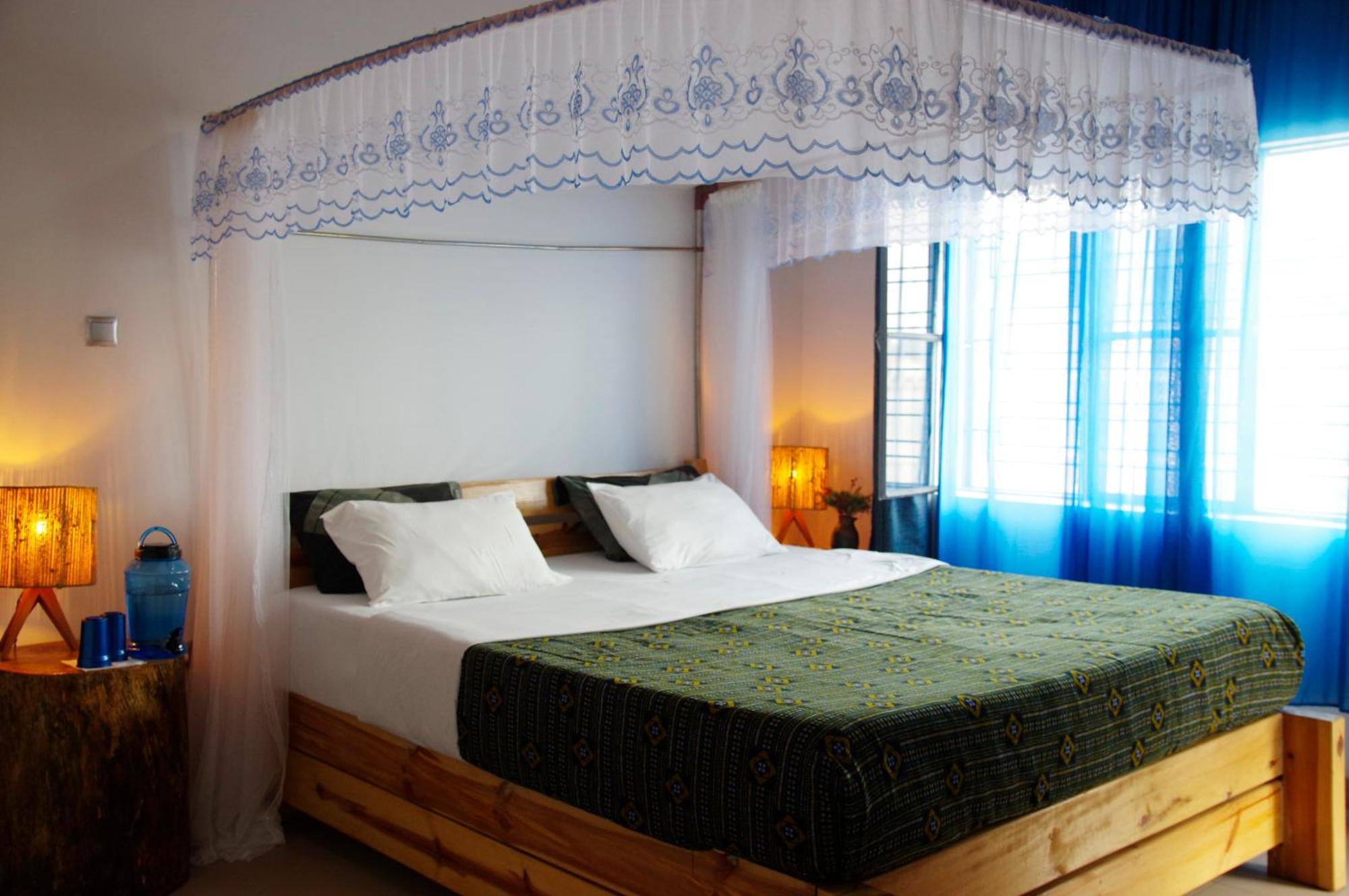 Spa Shallum Kibuye Buitenkant foto