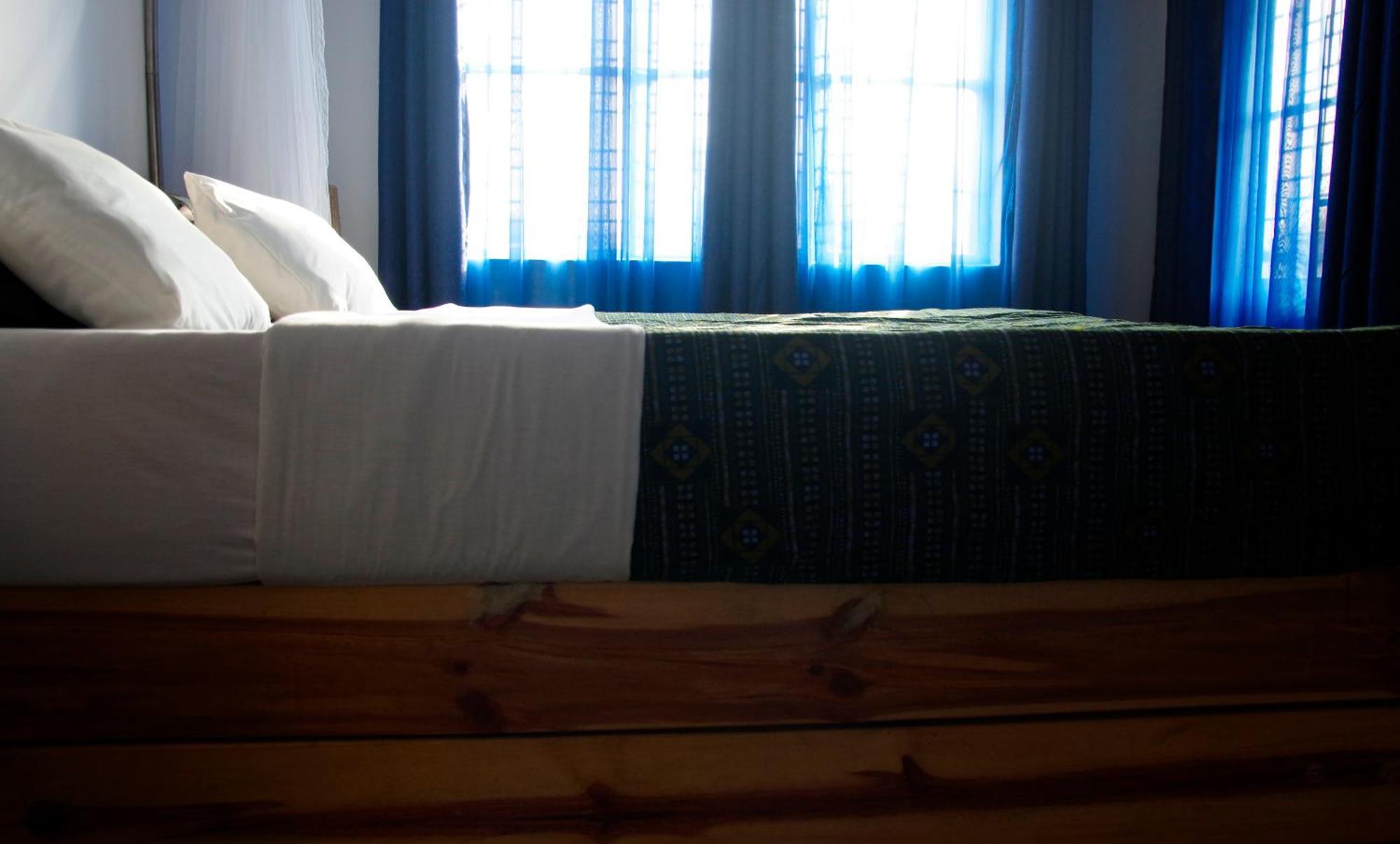 Spa Shallum Kibuye Buitenkant foto